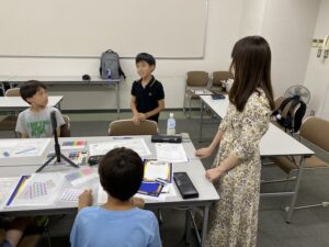 自己紹介　小学校4年生